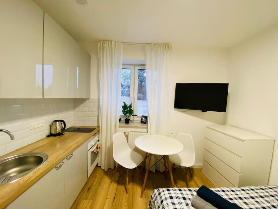 바르샤바 Bezagenta Mozart8 Studio Easy Access To City Wifi 아파트 외부 사진