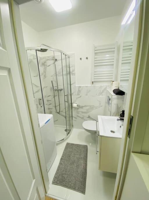 바르샤바 Bezagenta Mozart8 Studio Easy Access To City Wifi 아파트 외부 사진